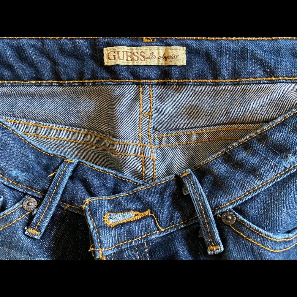 Guess Jeans - Picture 2 of 4